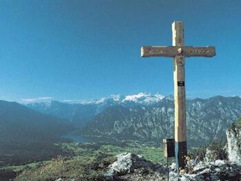 The Predigstuhl summit cross in Salzkammergut