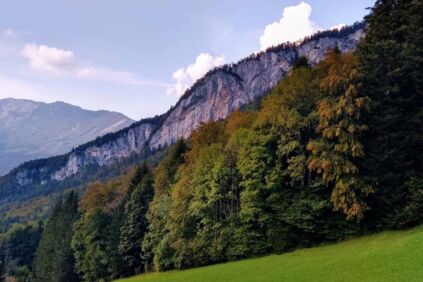 Eine atemberaubende Sicht auf die Ewige Wand, eine Fels Formation im Salzkammergut