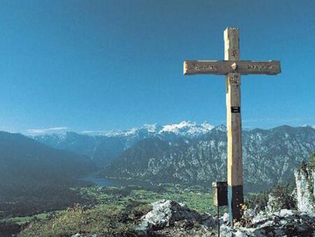 Das Gipfelkreuz Predigstuhl im Salzkammergut